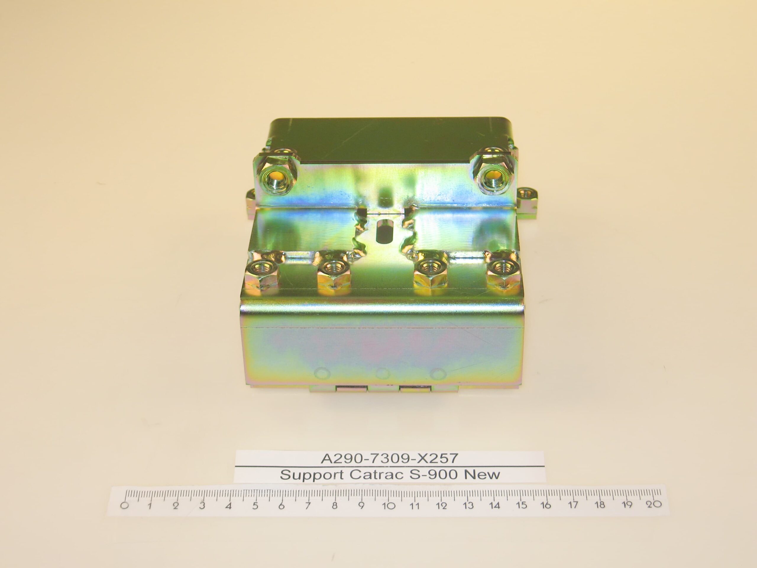 A290-7309-X257.jpg