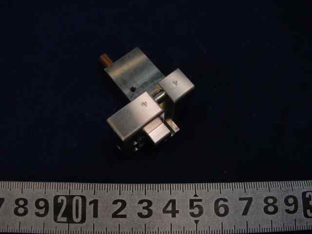 A290-8004-V710.jpg