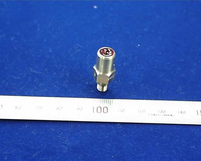 A290-8110-Z720.jpg