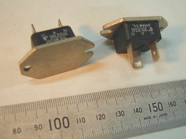 A50L-2001-0135.jpg